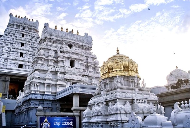 Bangalore to Madurai South India Temple Trail